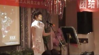 摸咪咪的视频,萌宠互动瞬间，萌化你的心